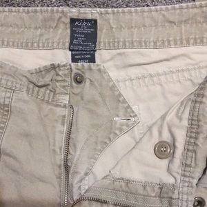 Kuhl men’s 40x32 khaki jeans. Smoke free home